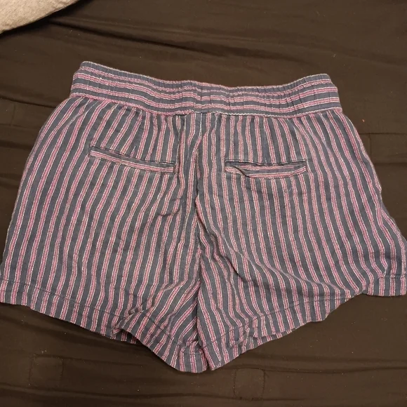 Gap Women's Size Medium Linen Blend Pull On Shorts Navy Blue Pink Stripe - Picture 7 of 7